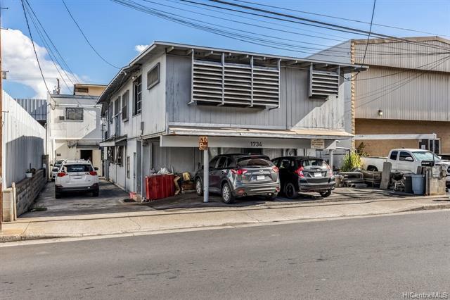 Photo of 1734 Kahai St in Honolulu, HI