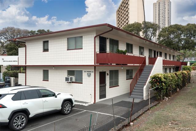 Photo of 940 Punahou St in Honolulu, HI
