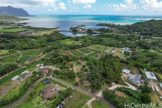 Photo of 47-459 & 47-459A Mapele Rd in Kaneohe, HI