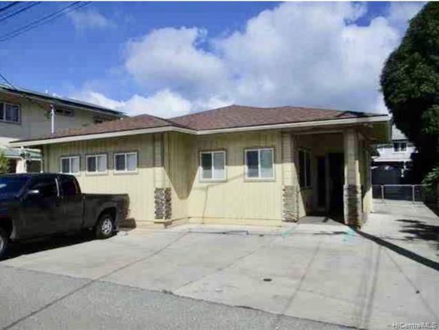 Photo of 2010 Puaala Ln in Honolulu, HI