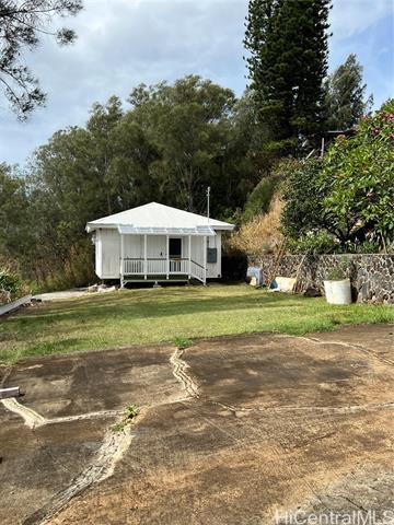 Photo of 99-139 Napuanani Rd #D in Aiea, HI