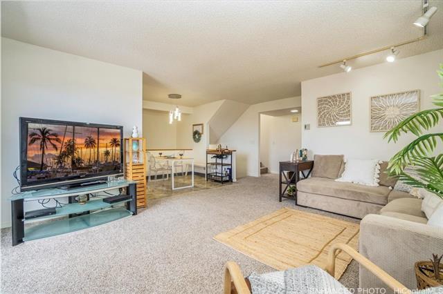 Photo of 99-757 Meaala St in Aiea, HI