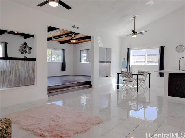 Photo of 92-1145 Makakilo Dr in Kapolei, HI