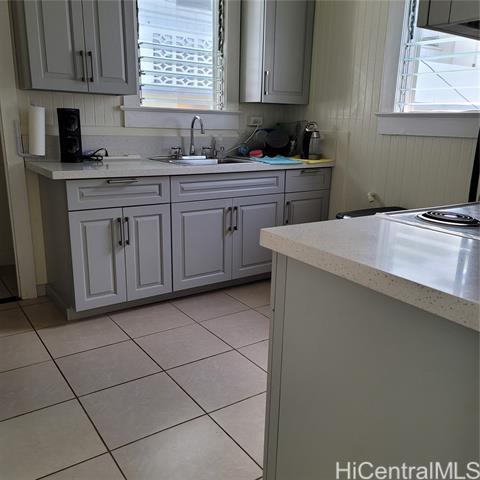 Photo of 204 Huali St in Honolulu, HI