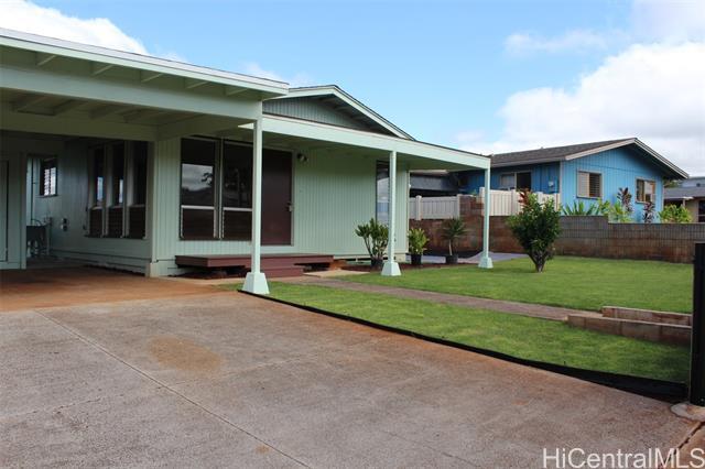 Photo of 98-1592 Hoomaike St in Pearl City, HI