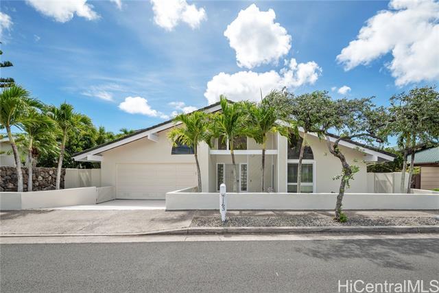 Photo of 7163 Makaa St in Honolulu, HI
