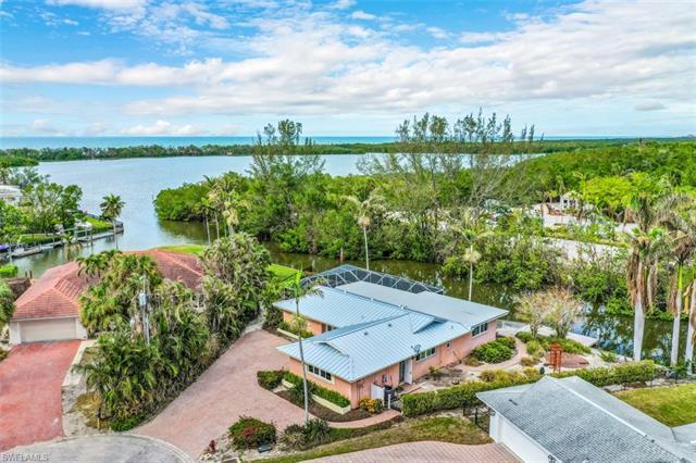 Beautiful West facing water views towards Outer Clam Bay!  Highly sought-after end of cul-de-sac loc
