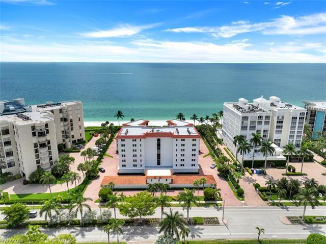 Relax on your lanai while enjoying breathtaking sunset views of the Gulf.  Totally renovated in 2022