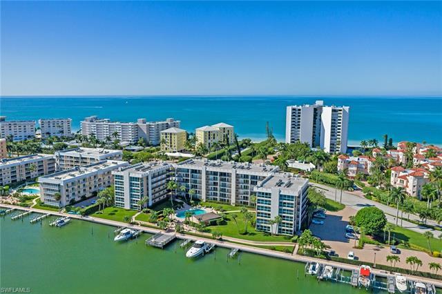 Located convenient to world class beaches and Venetian Village shops and fine dining, this beautiful