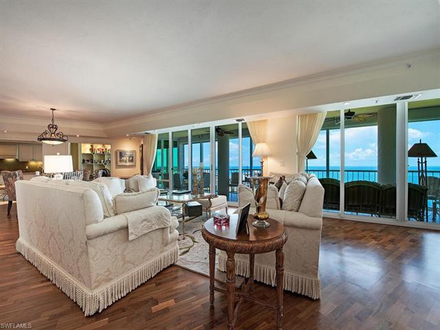 C6425 - Exceptional beachfront condo, unobstructed & expansive views of the Gulf of Mexico from the 