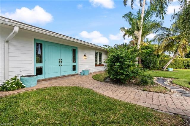 Quintessential Beach Bungalow 
This charming 3-bedroom, 2-bathroom pool home is a blank canvas awai
