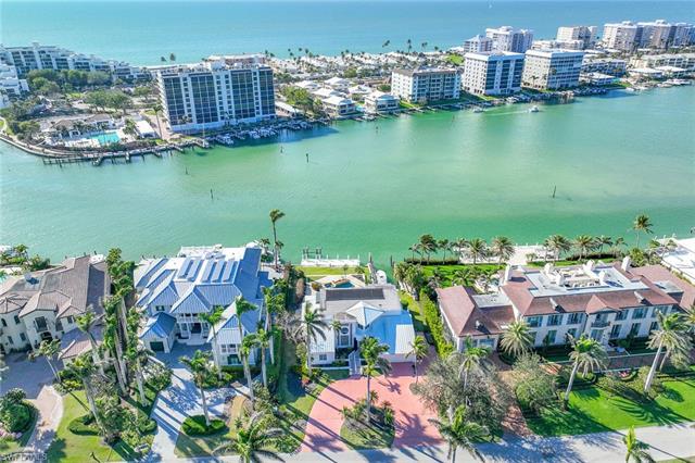 Unbelievable Moorings opportunity for a single-family homesite with stunning, expansive bay views. S