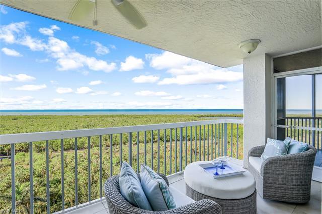 Just Listed for the season in St. Marissa-PELICAN BAY!  This coastal-inspired two-bedroom with den c