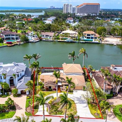 Highly sought after location in South West Florida. This bay front home is walking distance to the t