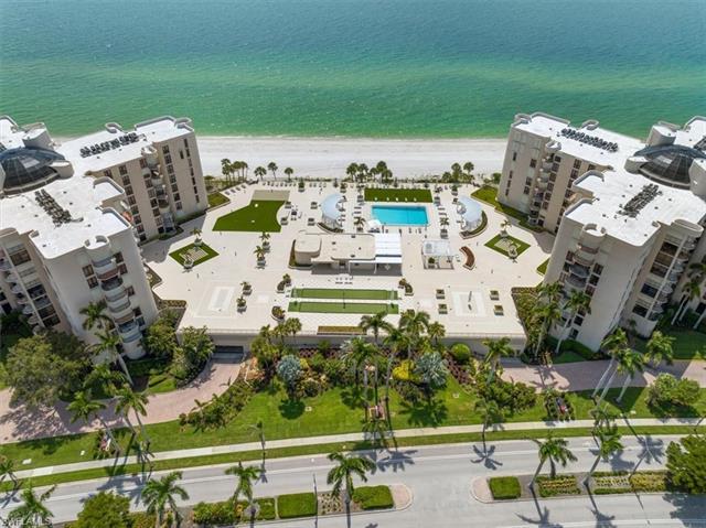 With panoramic 180 degree views, you will be able to watch the sunrise over the bay and catch the am