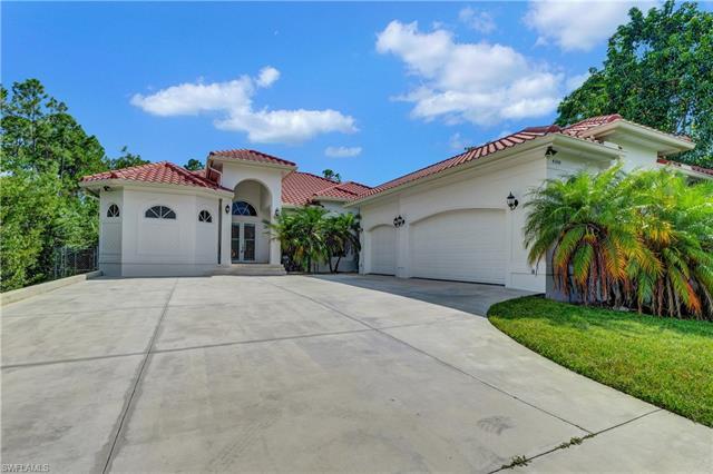 Owner Financing Available. Centrally Located! Beautiful Estate property West of 951, 3BR+Den & 3-1/2