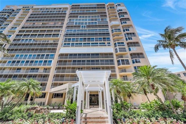 This beautiful, two-story unit is located on the 1st floor of the luxurious Savoy Condominiums on Gu