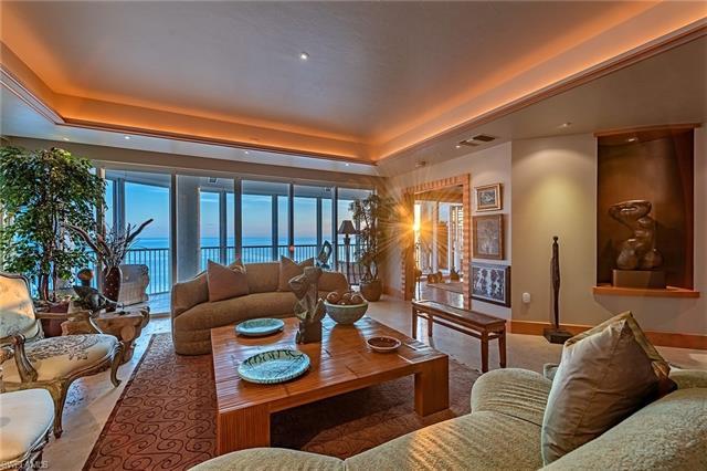 For the refined connoisseur of life! This top-residential floor offering has extraordinary Gulf, bay