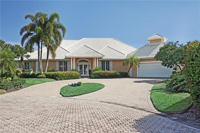 Lovely lakefront home situated in Waterford, an exclusive enclave of estate homes. Exterior features