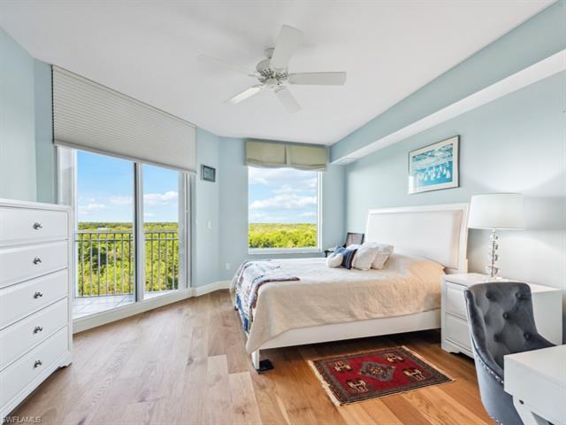 Sparkling two bed/two bath in a stunning location! Tower Pointe is North Naples premier independent 