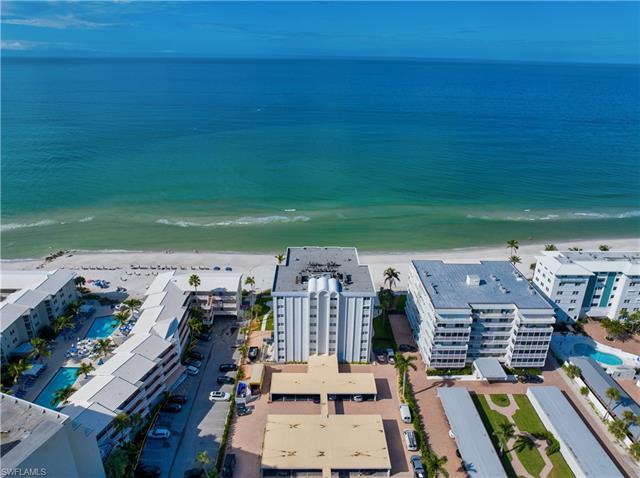 SOUTH OF DOCTORS PASS - DIRECT WESTERN GULF VIEWS - Renovated condominium with direct Western views 