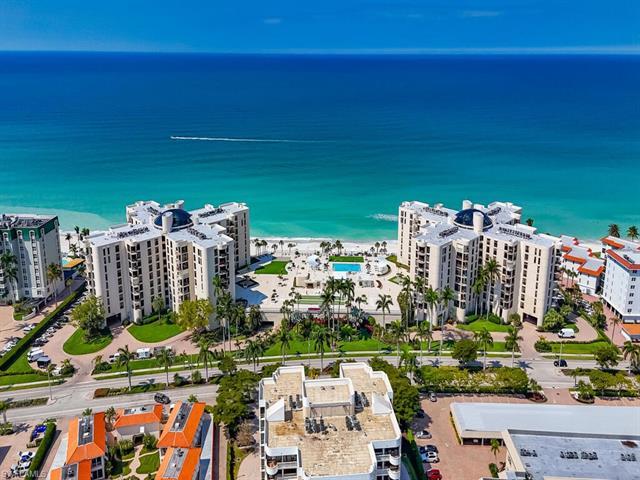 Indulge in gorgeous western views and the best that the luxurious Naples beachfront lifestyle has to
