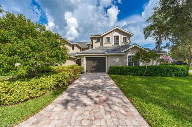 "Live Life Beautifully In Southwest Florida" in this completely remodeled 2nd floor coach home in Au