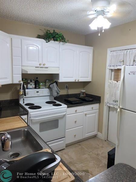 Photo of 3405 NW 48th Ave #J412 in Lauderdale Lakes, FL
