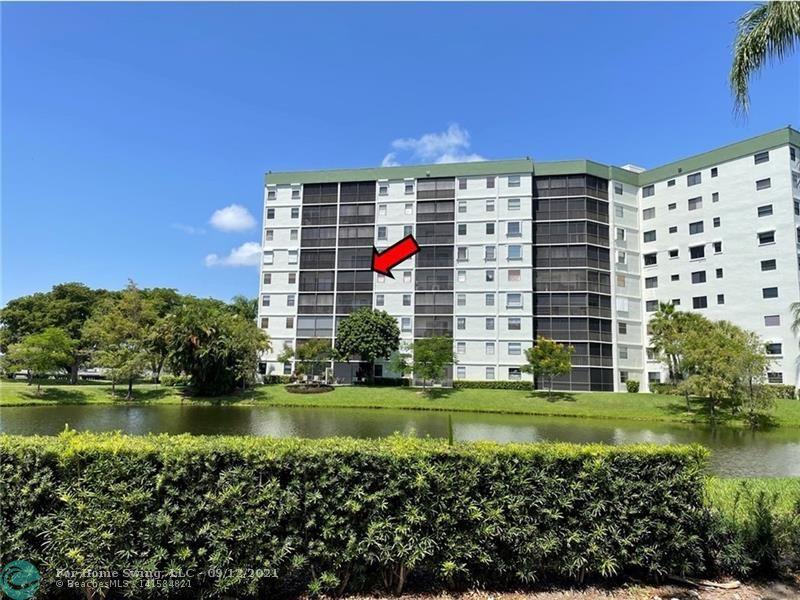 Photo of 2334 S Cypress Bend Dr #511 in Pompano Beach, FL