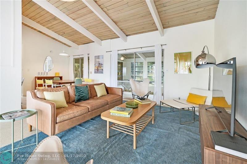 Photo of 413 Michigan Pl in West Palm Beach, FL