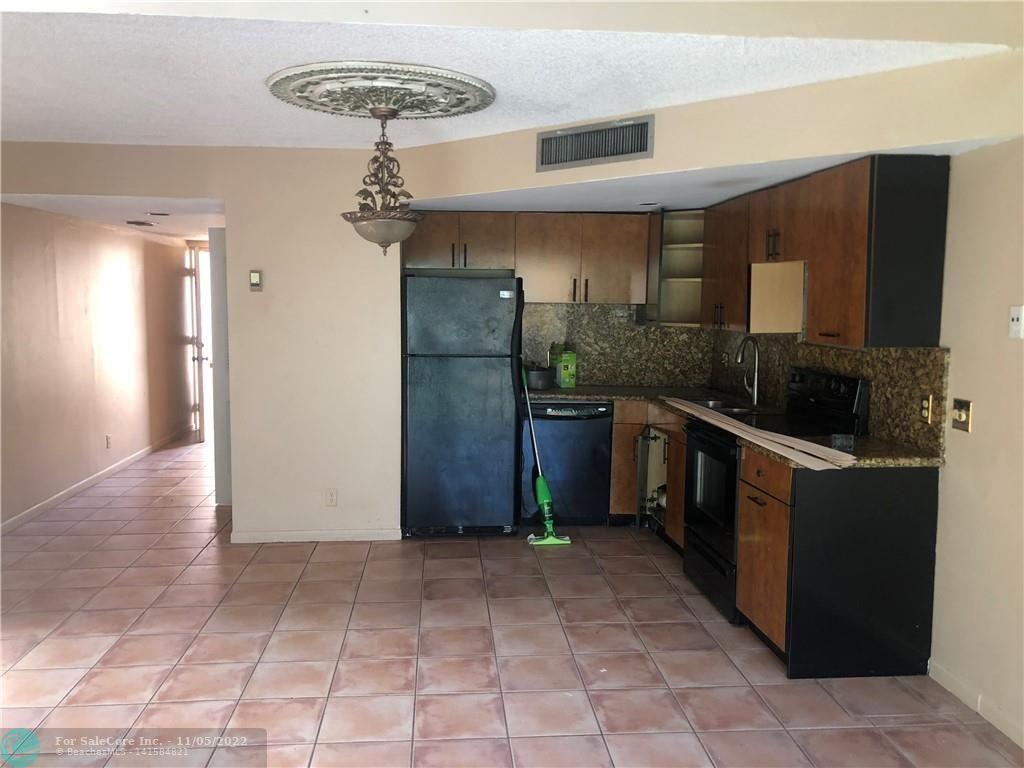Photo of 9 Deer Creek Rd #A101 in Deerfield Beach, FL