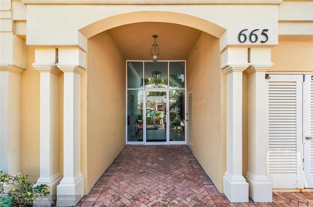 Photo of 665 SE 10th St #102 in Deerfield Beach, FL