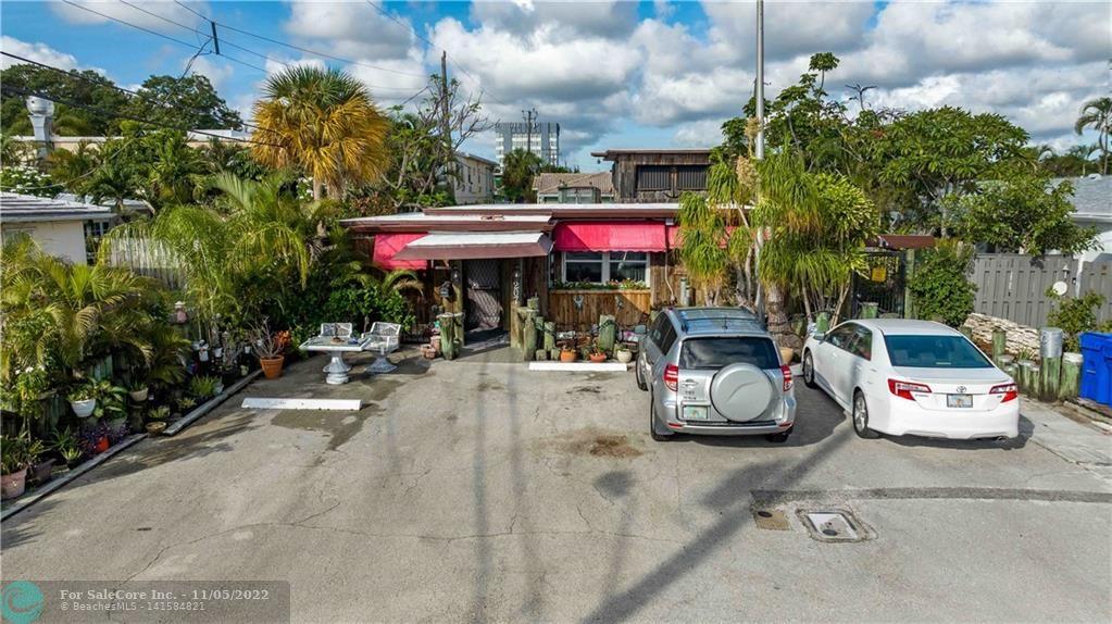 Photo of 207 NE 25th Ave in Pompano Beach, FL