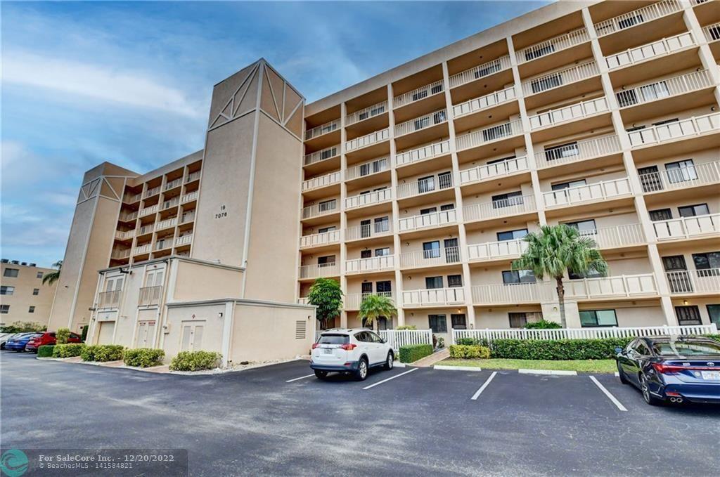 Photo of 7076 Huntington Ln #608 in Delray Beach, FL