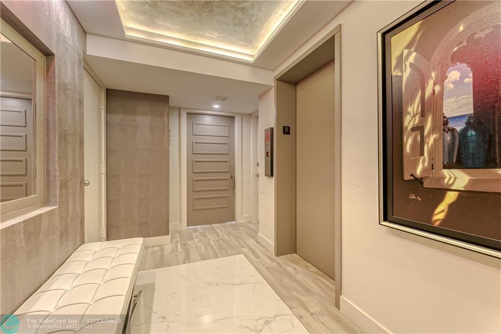 Semi-private elevator foyer