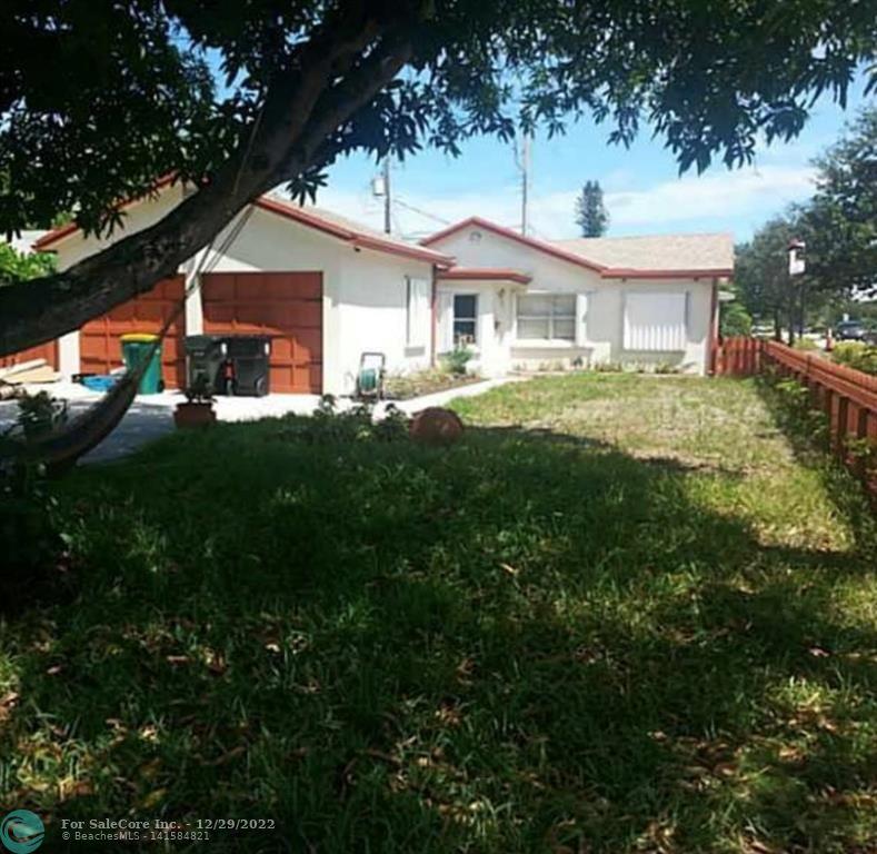 Photo of 1514 S 6th Ave S in Lake Worth Beach, FL