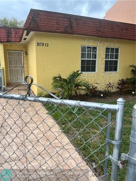 Photo of 20912 NW 39th Ave in Miami Gardens, FL