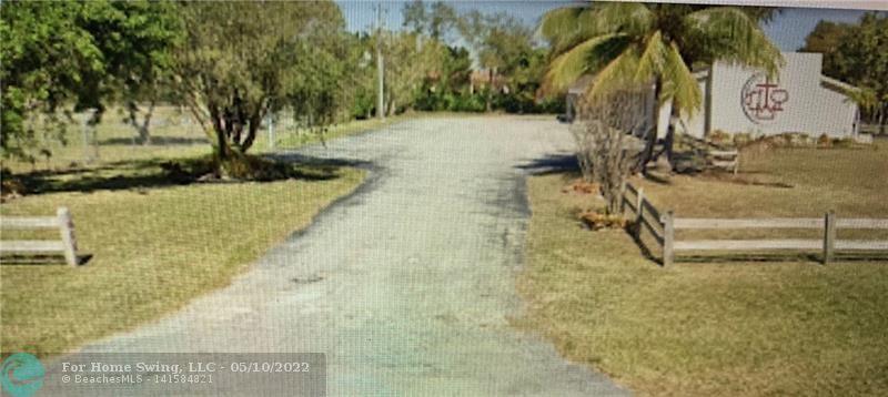 Photo of 10251 SW 64th St in Miami, FL