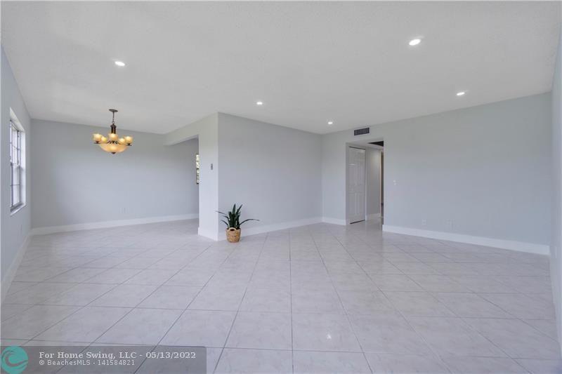 Photo of 13450 SW 3rd St #401D in Pembroke Pines, FL