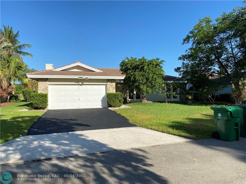 Photo of 11711 Spinnaker Wy in Cooper City, FL