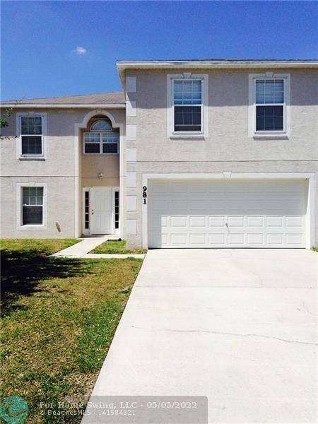 Photo of 981 SW Mcelroy Ave in Port Stlucie, FL