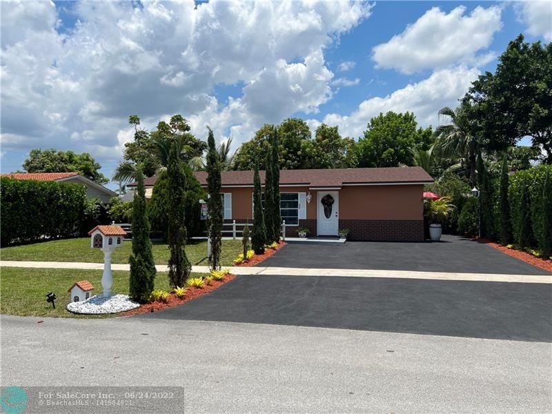 Photo of 7818 SW 9th St in North Lauderdale, FL