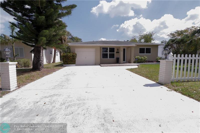 Photo of 1721 N 16th Ct in Hollywood, FL