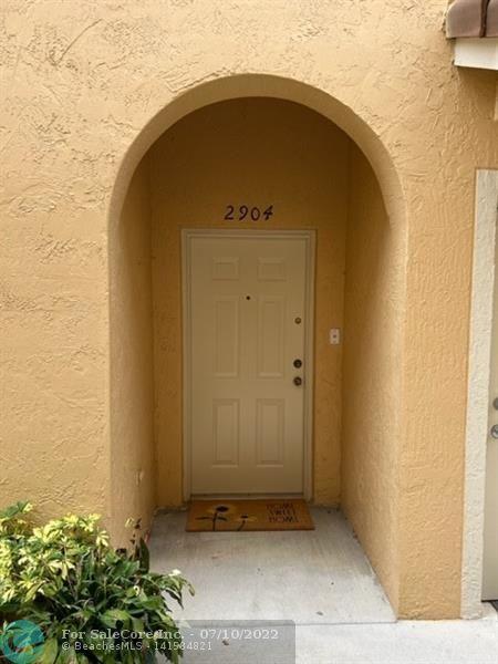 Photo of 2904 Crestwood Ter #4104 in Margate, FL