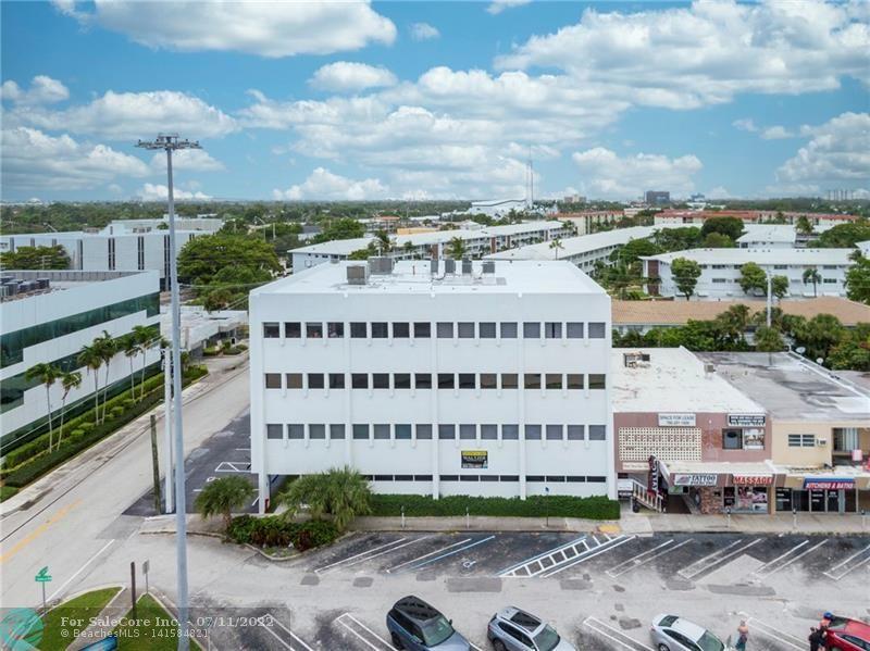 Photo of 2425 NE 50th St in Fort Lauderdale, FL