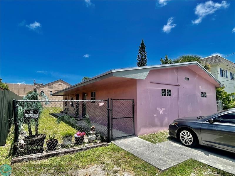 Photo of 404 NW 10th Ave in Fort Lauderdale, FL