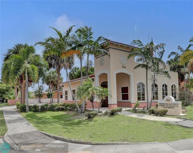 Photo of 703 W Boynton Beach Blvd in Boynton Beach, FL