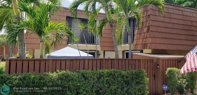 Photo of 402 Live Oak Ln #402 in Boynton Beach, FL