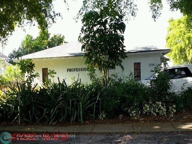 Photo of 2734 Polk St in Hollywood, FL