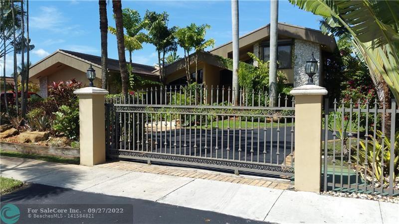 Photo of 2890 SW 127th Ave in Miami, FL